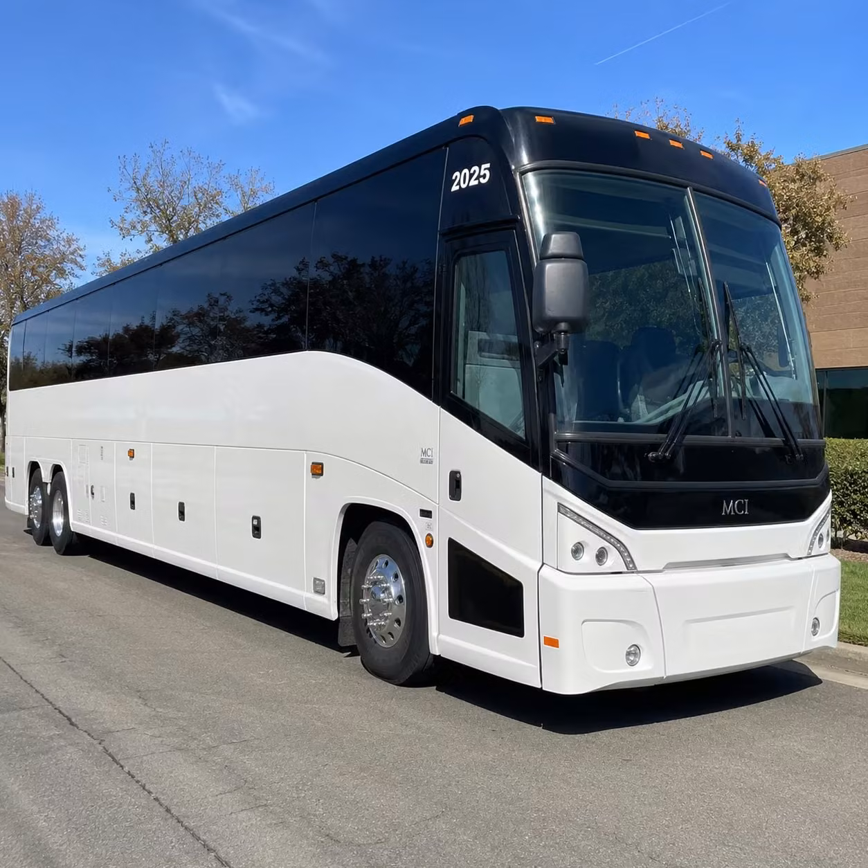 charter bus rentals to delta center concerts in salt lake city