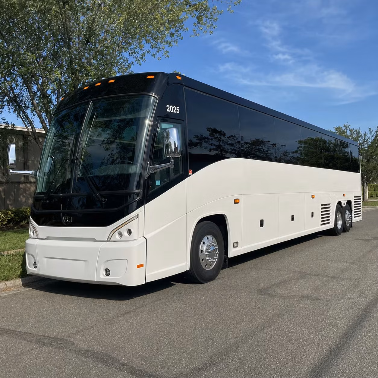 multi day charter bus rentals for orem sports teams and school groups traveling out of state